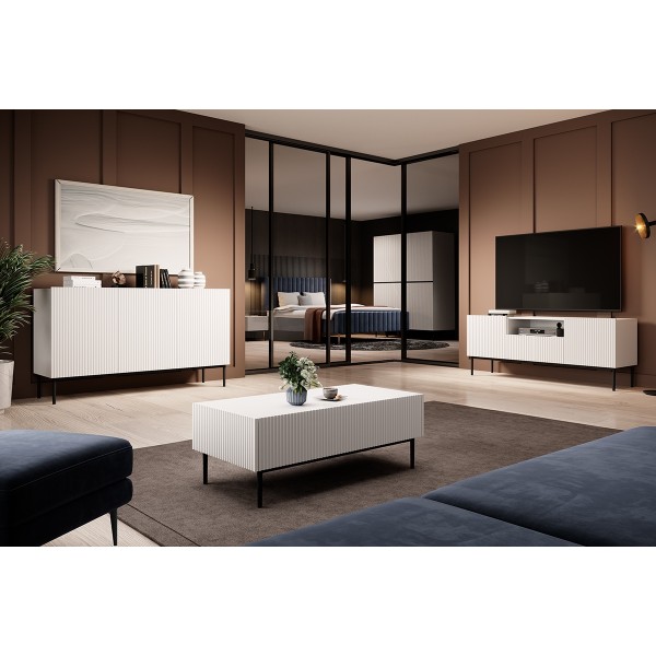Komoda Nicole 150 cm - biały mat / czarne nóżki
