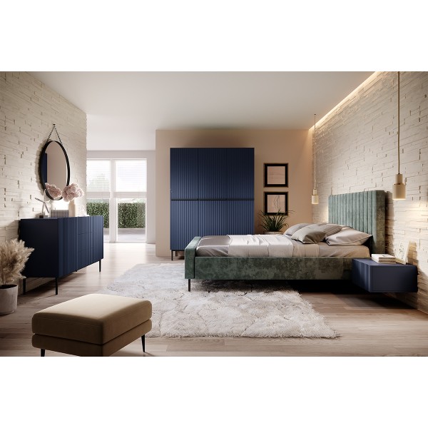 Komoda Nicole 150 cm z trzema szufladami - granat MDF / czarne nóżki