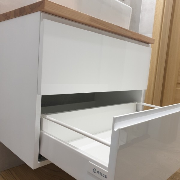 Szafka pod umywalkę z drewnianym blatem 60cm AMANDA 01